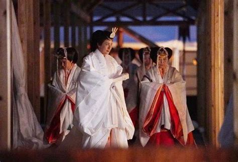 佳子さま「日本にいたくない」、紀子さまはエゴサーチで絶句 ...