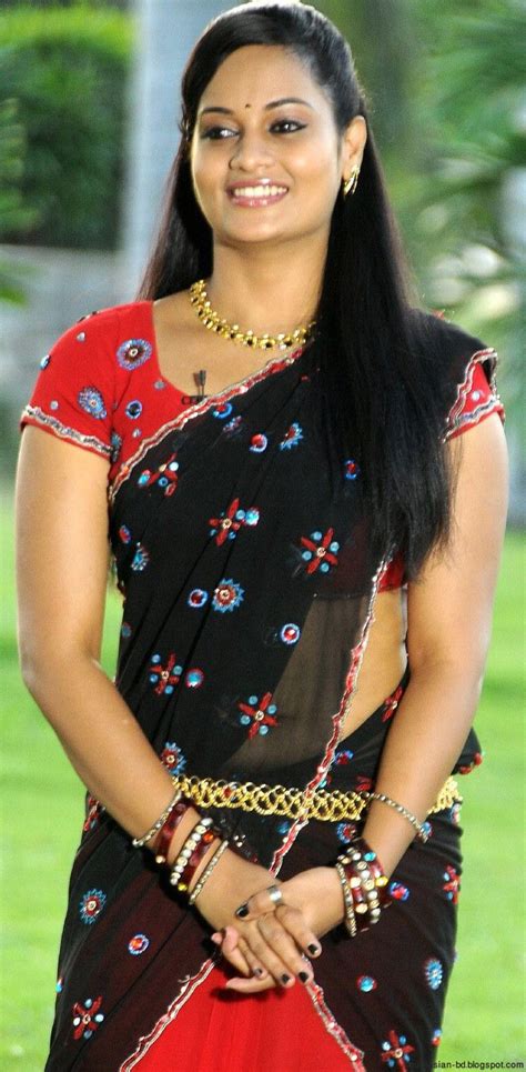 Wallpaper Artist Bollywood Suja Tamil Actress Cute Stills In Half Saree