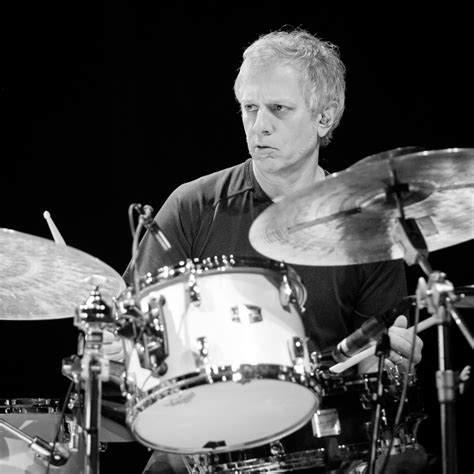 Who is the developer of the dave app? Dave Weckl - Wikipedia