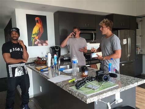 If i hit 2000 likes i'll make jake paul's house video. Vine star Logan Paul profile - Business Insider
