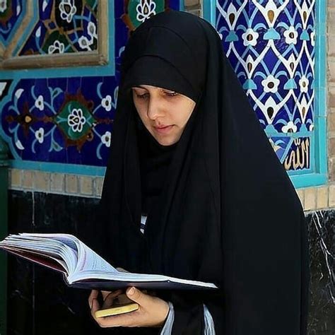 iranian hijab style chador muslim women fashion chador iranian women