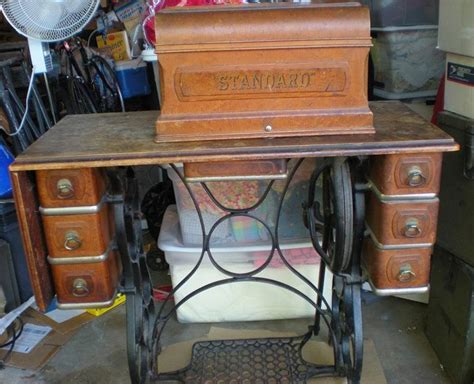 I Was Ted This Old Coffin Top Standard Rotary Treadle Sewing Machine By A Fellow Quilt