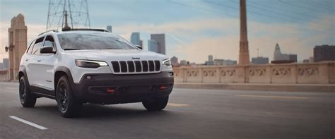 2019 Jeep Cherokee Review