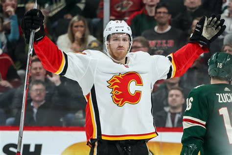 Why Did The Flames Make The Dougie Hamilton Trade Flamesnation