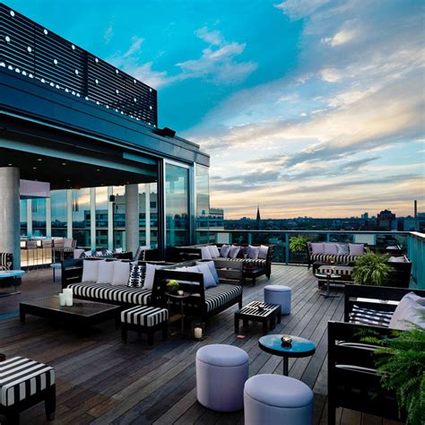 Thompson Toronto In Toronto Rooftop Design Rooftop Bar Design