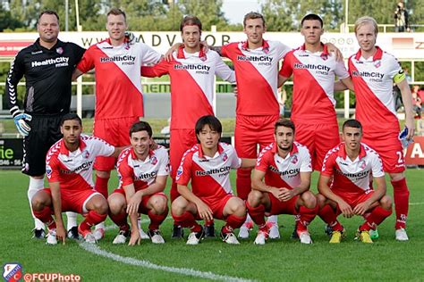 Fc utrecht o17 verspeelt overwinning in blessuretijd. Elinkwijk - FC Utrecht 0-2 - JeroenVerhoeven.com