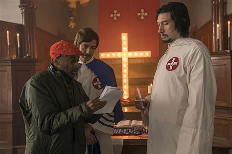 Режиссер чёрного клановца, а в оригинале the blackkklansman афроамериканец спайк. Spike Lee Explains Why He Included Charlottesville Footage ...