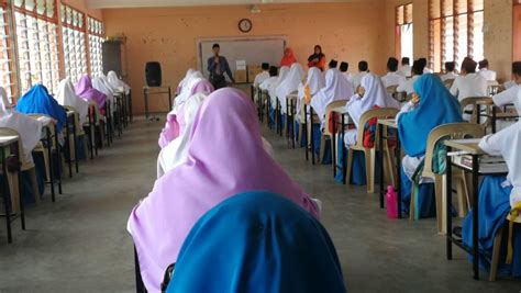 5 sijil tinggi persekolahan malaysia (stpm) 2021. Minggu Peperiksaan STD dan PT3 2018. - MAKTAB MAHMUD MERBOK