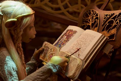 ‘the Dark Crystal Age Of Resistance Is Coming To Netflix Soon