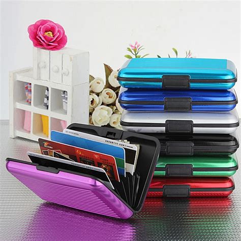 Its spacious design can hold all of your cards, ids, money and smart phones, including the iphone 11 or 11 max pro, samsung galaxy note 10 or any other phone of a similar size or a smaller size. Aliexpress.com : Buy Wallet Credit Cards Holder RFID Blocking Card Case Thin Metal Rfid Card ...