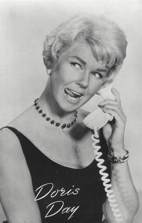 Doris Day A Few Things You Didnt Know About The Classic Hollywood Star 1950s Style Dory