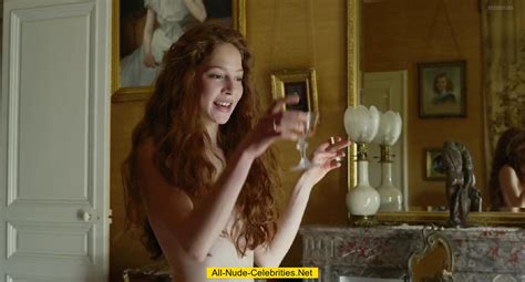 Jenna Thiam Fully Nude In Anton Tchekhov