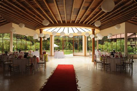 Casas rurales y hoteles con encanto para vivir una experiencia rural romántica en pareja, con niños, con mascotas, gastronomía, enología y senderismo. haciendas para bodas en bogotaEventos Casa Medina ...