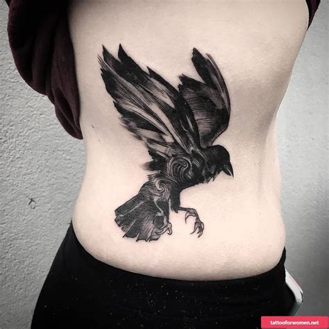 Raven In Flight Beautiful Nordic Tattoo Raben Tattoo Weibliche