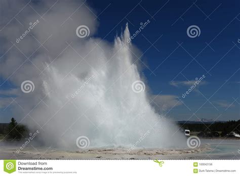 Great Fountain Geyser Erupting Stock Photo Image Of Geology Drive