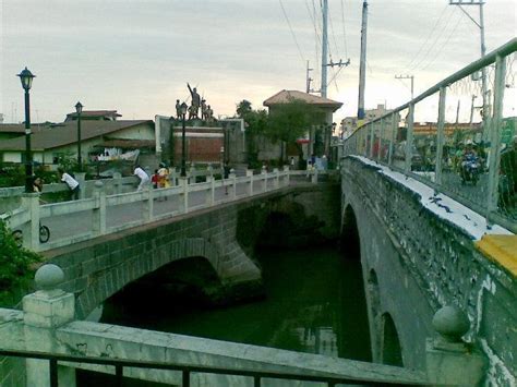 Zapote Bridge Las Piñas