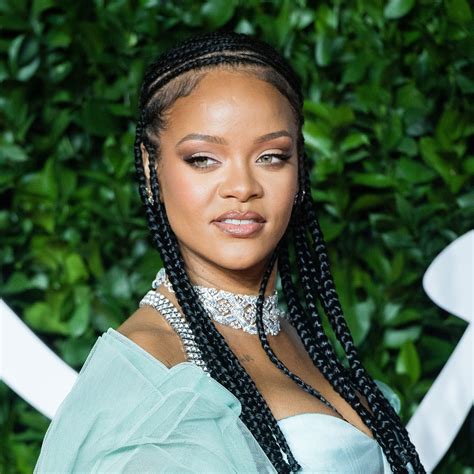 Rihanna 2021 Rihanna Plans For 2021 Includes Tons Of New Music