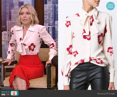 Pin On Kelly Ripa Style And Clothes By Wornontv