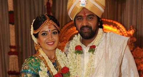 Meghana Raj And Chiranjeevi Sarja Look Picture Perfect In Their Hindu Wedding Entertainment
