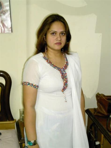 Ayesha Khan Ayeshak77862930 Twitter Desi Boobs White Dress Nude Saree Indian Girl