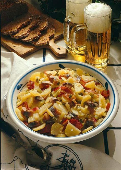 Schlesischer Kartoffelsalat mit Matjes Rezept