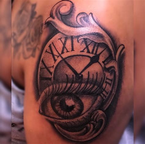 Clock And Eye Tattoo Clocktattoo Clock Tattoo Tattoos Clock Tattoo