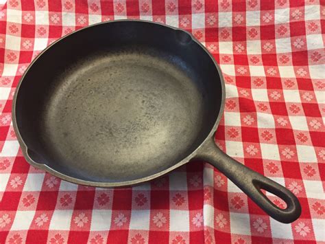 No 7 Cast Iron Skillet Vintage 10 14 Inch Made In Usa Heat Ring
