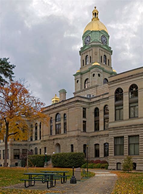Since huntington is in the lower portion of west virginia, and away from the allegheny and appalachian mountains, the area enjoys four distinct. Huntington, West Virginia