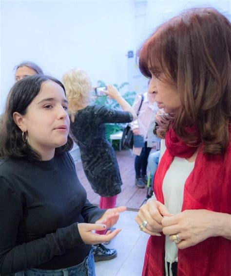 Nos invita a pensar que hay una pulsión. Quién es Ofelia Fernández, la precandidata a legisladora ...