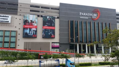 Partners listed include subway, marrybrown, spao, f.o.s, blue ice skating rink, celcom, vivo, samsung and from june 17 to 31, 2019, singapore residents using their nets atm cards in the mall will be able to. Why Paradigm Mall JB is the Best Leisure Shopping Centre ...