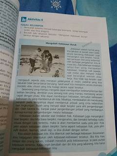 Kalimat Dengan Kata Padat