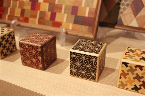 モザイクの調べ「箱根寄木細工」 伝統工芸 青山スクエア
