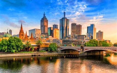 Selain tempat percutian eropah, ia juga merupakan tempat menarik di bosnia sesuai untuk anda bercuti dengan kawan dan keluarga. Tempat menarik di Melbourne Australia? Wah cantiknya! Ini ...
