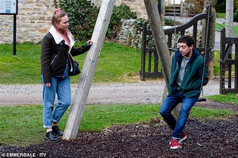 Emmerdale Spoiler Kim Collapses During A Drama Filled Week In The