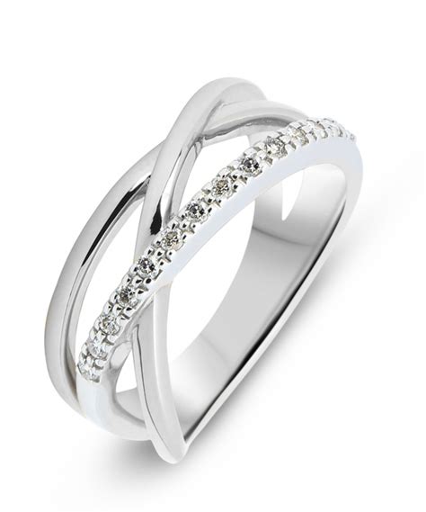 Retrouvez notre collection de collier en or blanc dior pour femme disponible sur vestiaire collective ainsi qu'un grand choix d'articles mode à prix d'occasion. Bague Or Blanc 750 Diamant 0.14 carat Ref. 39762