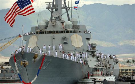 Uss Chung Hoon Returns To Hawaii After Seven Month Deployment Stars And Stripes