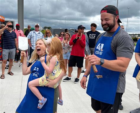 KSHB 41 anchors, reporters put skills to test in 2023 Anchor Cook-Off