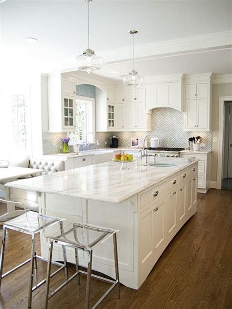 Quartz countertops are quite heavy! 29 Quartz Kitchen Countertops Ideas With Pros And Cons ...