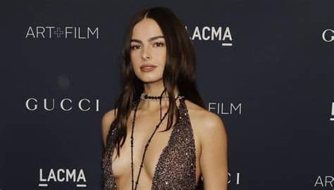 Addison Rae Embraces Sensual Glamour In Vintage Plunging Gown For Lacma Art Film Gala Techiazi