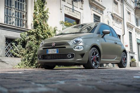 But what is fiat money? 2017 Fiat 500S Review - A Jovial Little Car | Motor Verso