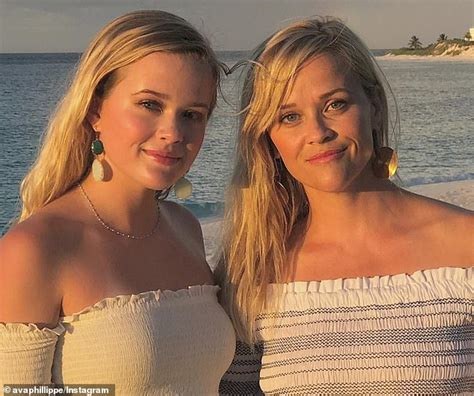 Reese Witherspoons Mini Me Daughter Ava Phillippe Wishes Her Gorgeous