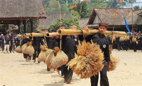 Inilah Budaya Dan Ritual Khas Pada Suku Sunda Yang Wajib Diketahui