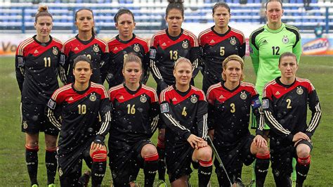The team has won the 1954 fifa world cup, 1974 fifa world cup, 1990 fifa world cup and 2014 fifa world cup. Women's National Team :: National Teams :: DFB - Deutscher ...