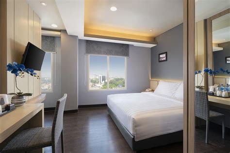 Sangat pas untuk menginap sementara ketika melakukan perjalanan bisnis, tempat tenang, bersih dan nyaman. Diskon Menginap di BATIQA Hotel Darmo - Surabaya - Where ...