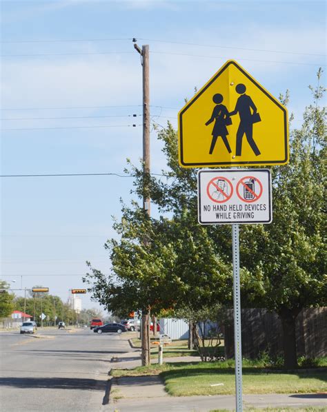 New Warning Signs Placed In School Zones Plainview Daily Herald