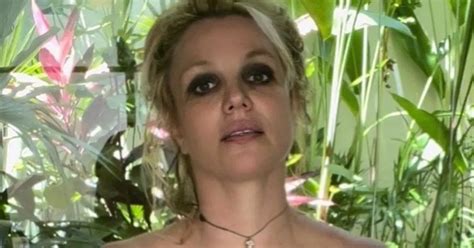 Britney Spears Sparks Concern From Fans As She Posts Another Completely Naked Snap Mirror Online
