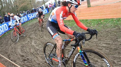 See the full results from the last weekend in european cyclocross. denise betsema Archives - Cyclocross Magazine - Cyclocross ...