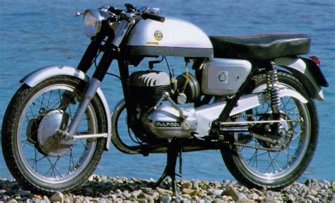Tamañolargo moto 1/24 9 cm. Las 5 Bultaco de tus sueños -canalMOTOR