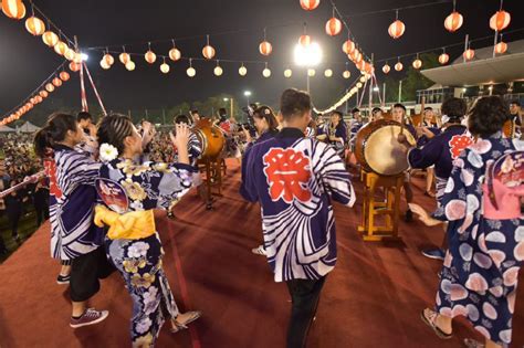 Malaysian kids wearing traditional costumes during the japanese annual 'bon odori' festival celebrations in kuala lumpur, malaysia on september 10 41st Bon Odori festival dazzles thousands at National ...