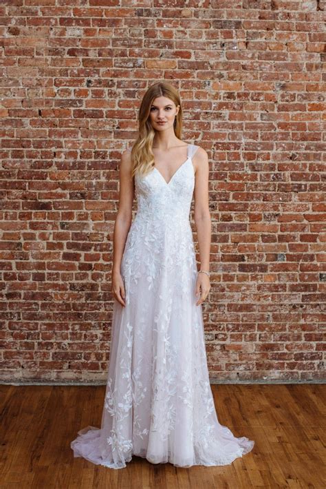 No Surprise Here—these Wedding Dresses Are Chock Full Of Sweet As Can